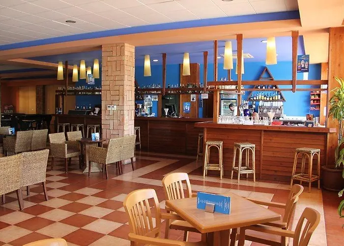 Alcazar מלון 4*