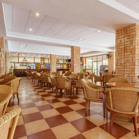 Alcázar Hotel 4*